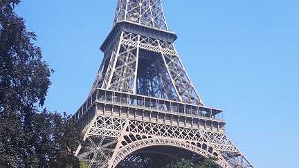 برج ايفيل في باريس