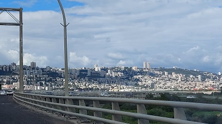 منظر لمدينة حيفا